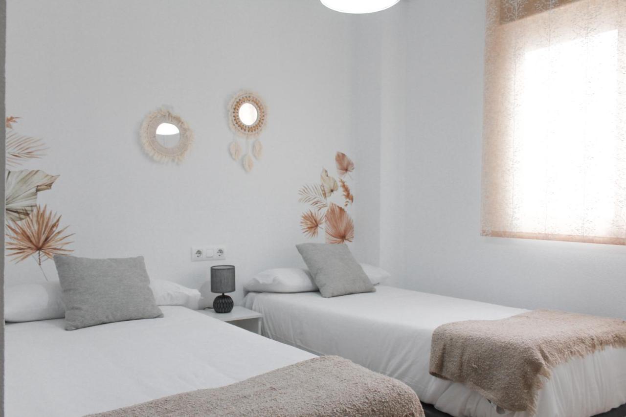 Monkeys Apartments Lumbreras Deluxe Seville Exterior photo