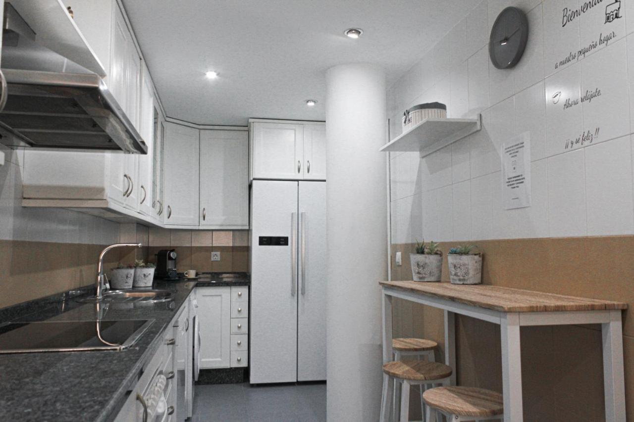 Monkeys Apartments Lumbreras Deluxe Seville Exterior photo